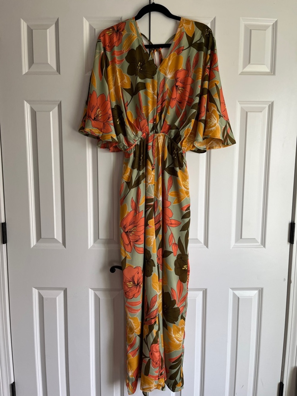 🆕 Easel Floral Print  romper with pockets in Sage, Mustard & Coral, size S